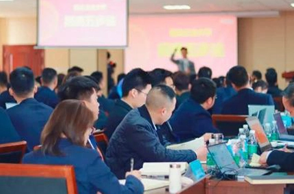 ''비즈니스 매력을위한 5 단계 방법'' 과정이 시작됩니다 | 노력을 통합하고 함께 발전하며 꿈을 추구하고 새로운 장을 작성하십시오!